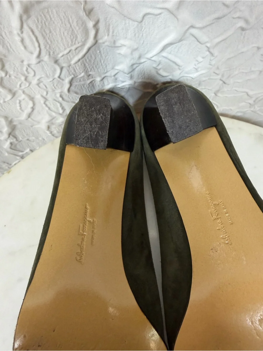Salvatore Ferragamo Vintage 90’s Olive Green Suede Square Heel Loafers Sz 8.5